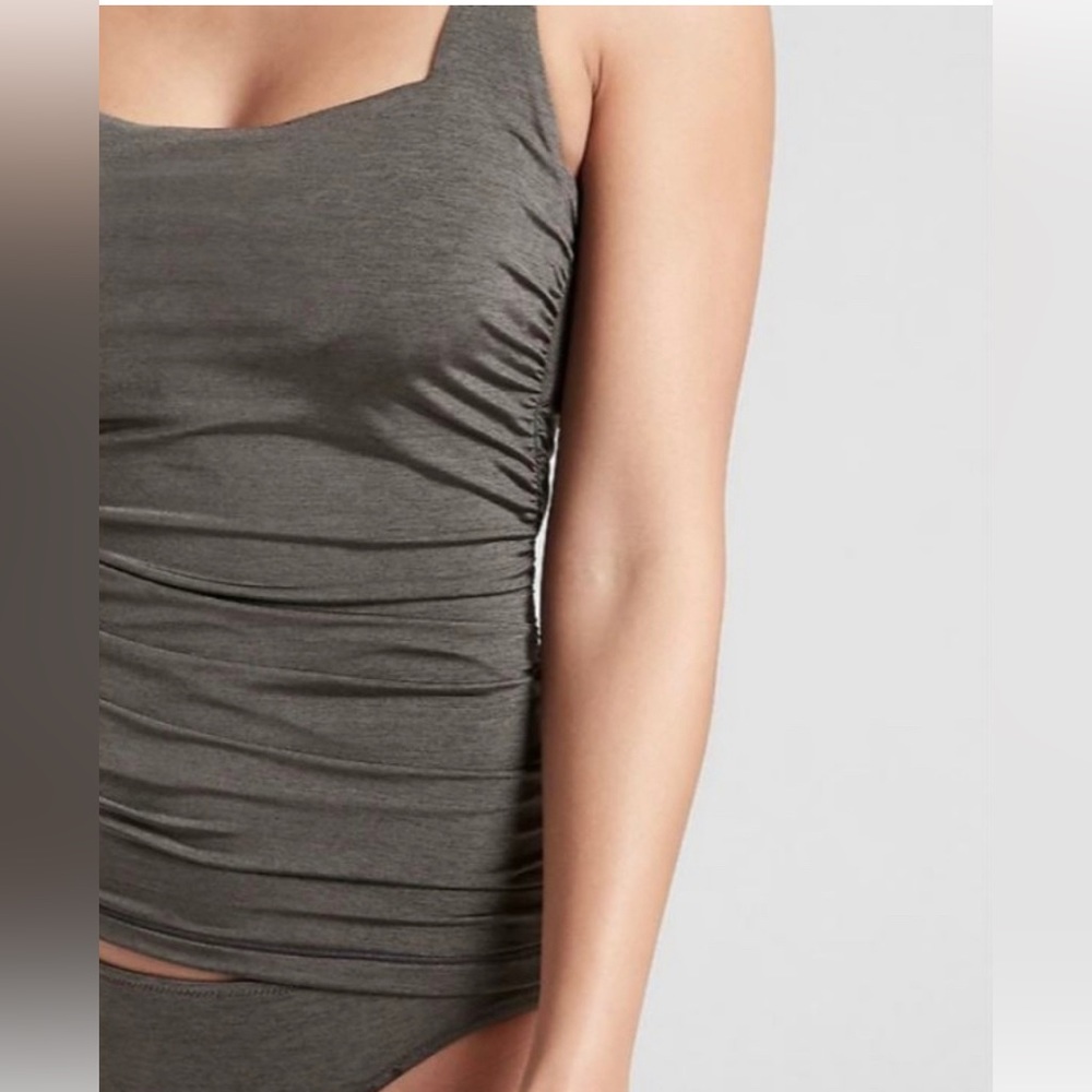 Athleta Aqualuxe Underwire Shirred Tankini🖤